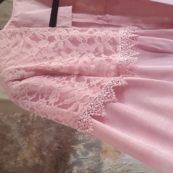 VINTAGE Homemade Pink Blazer with Attached Decorative Lace Shawl L - Picture 2 of 9